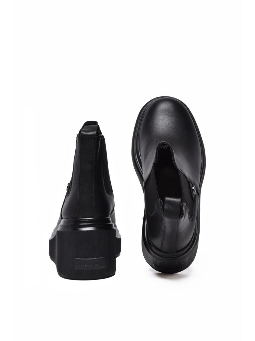 Janet & Janet Black Leather Wedge Ankle Boots