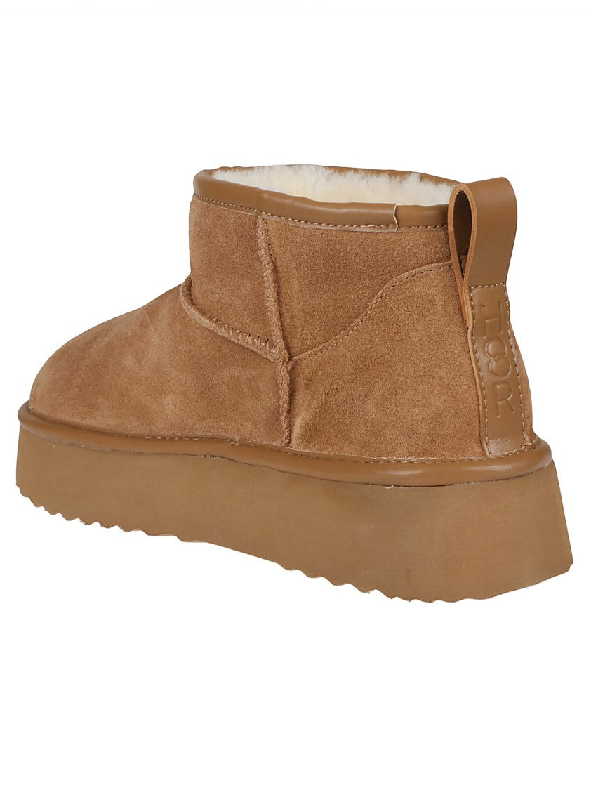 Hoor Vega Low Suede Ankle Boots