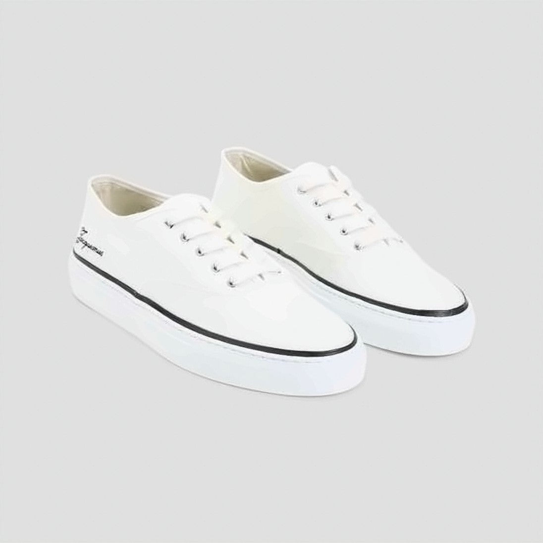 Jacquemus Minimalist White Sneakers With Elegant Black Detailing