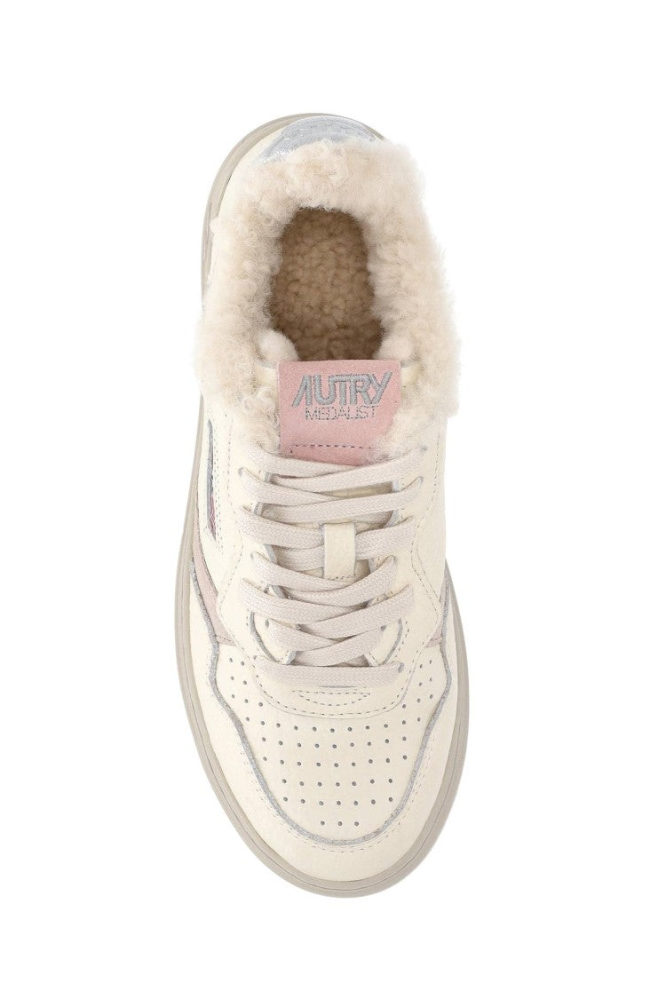 Autry Women's Medalist Sneaker In Elephant Leather