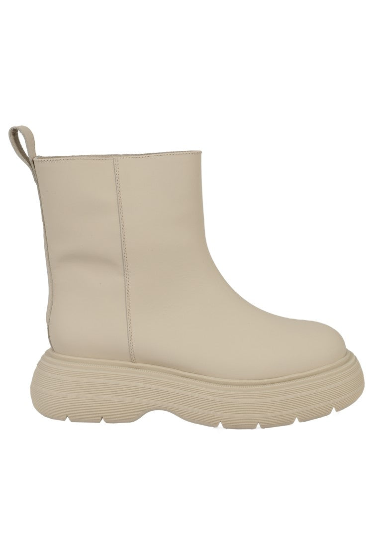 Gia Borghini Cream Leather Rounded Toe Ankle Boots