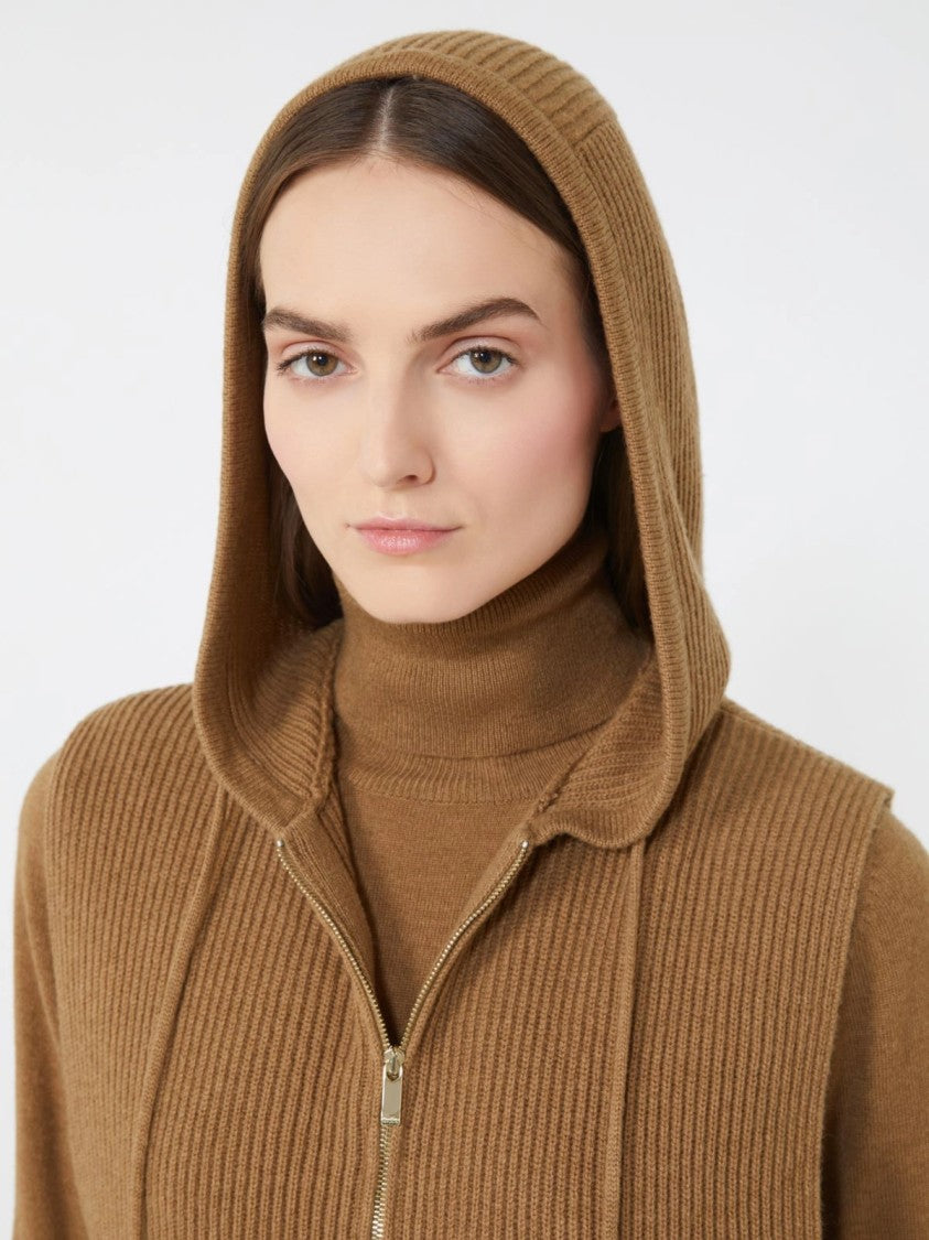 Max Mara Ribbed Knit Vest With Front Zipper