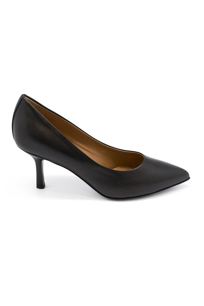 Walter Steiger Pointed Toe Black Leather Pumps