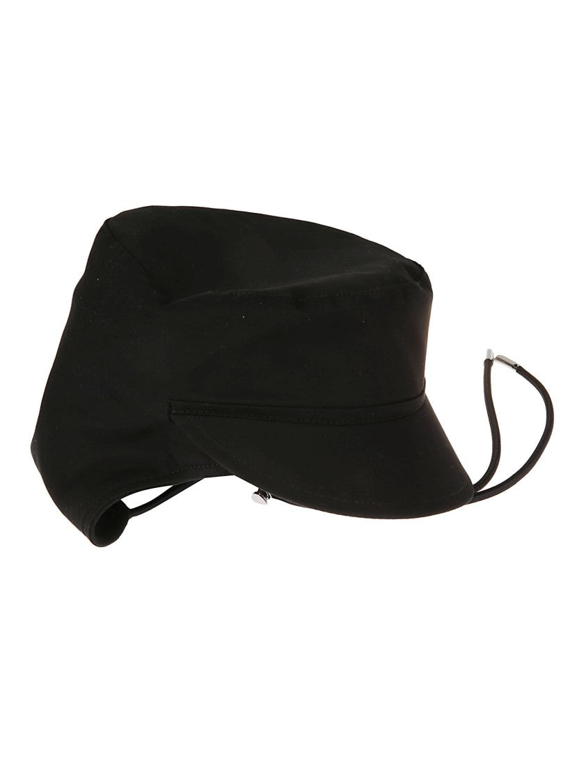 Burberry Classic Black Hat With Structured Crown