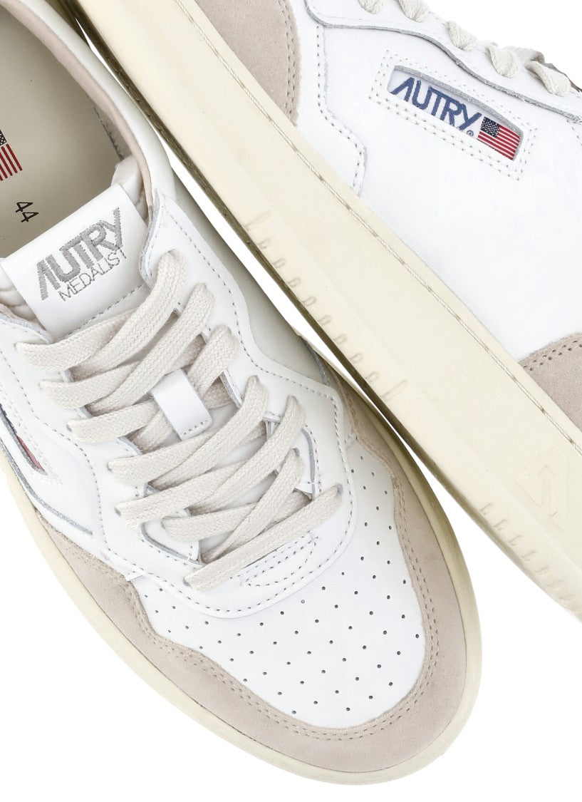 Autry White Medalist Low Leather Sneakers
