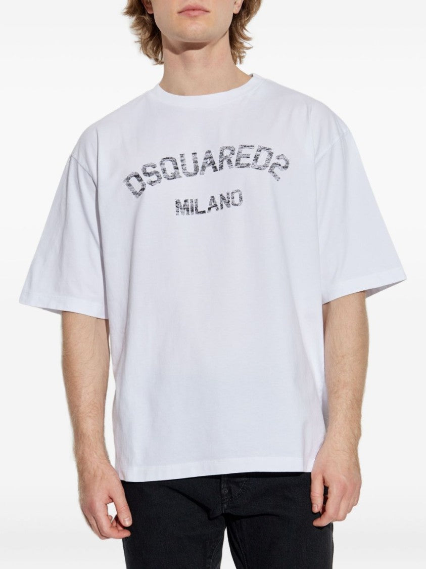 Dsquared2 White T-Shirt With Distressed Logo Print
