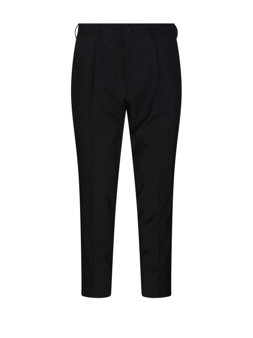 Santaniello Tailored Black Suit With Classic Collar And Slim-Fit Trousers