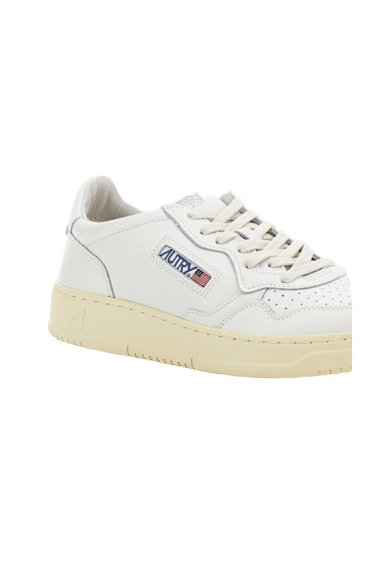 Autry White Medalist Low Leather Sneakers
