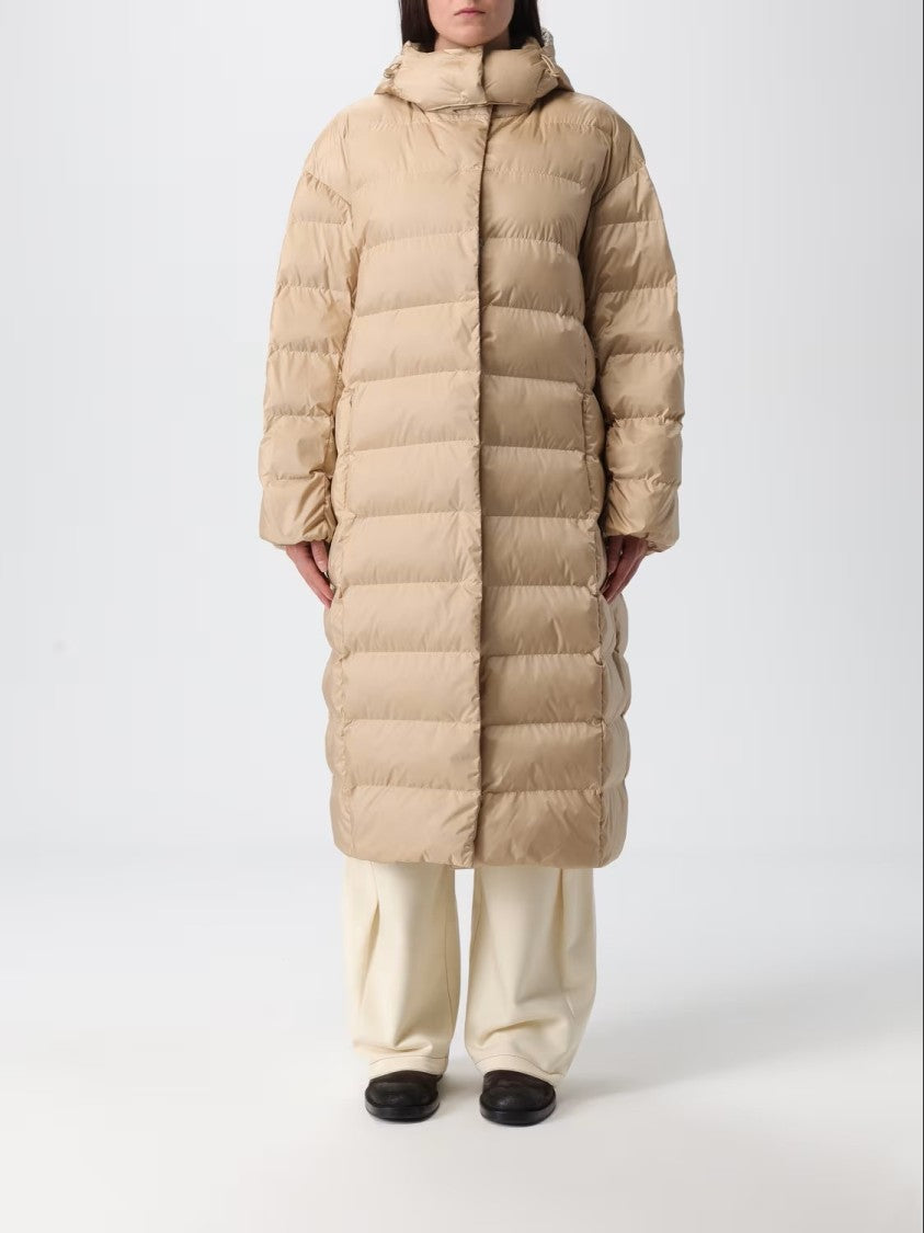 Max Mara Quilted Lightweight Puffer Coat With High Collar
