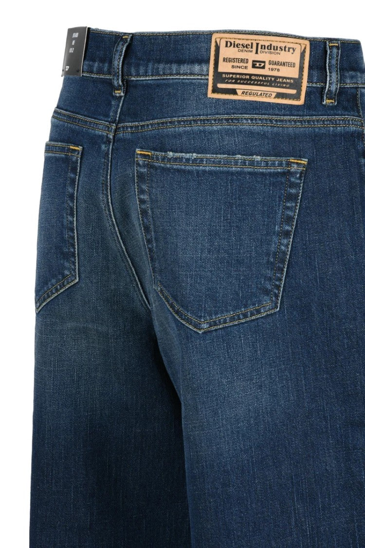Diesel 1978 D-Akemi Wide Jeans - Blue