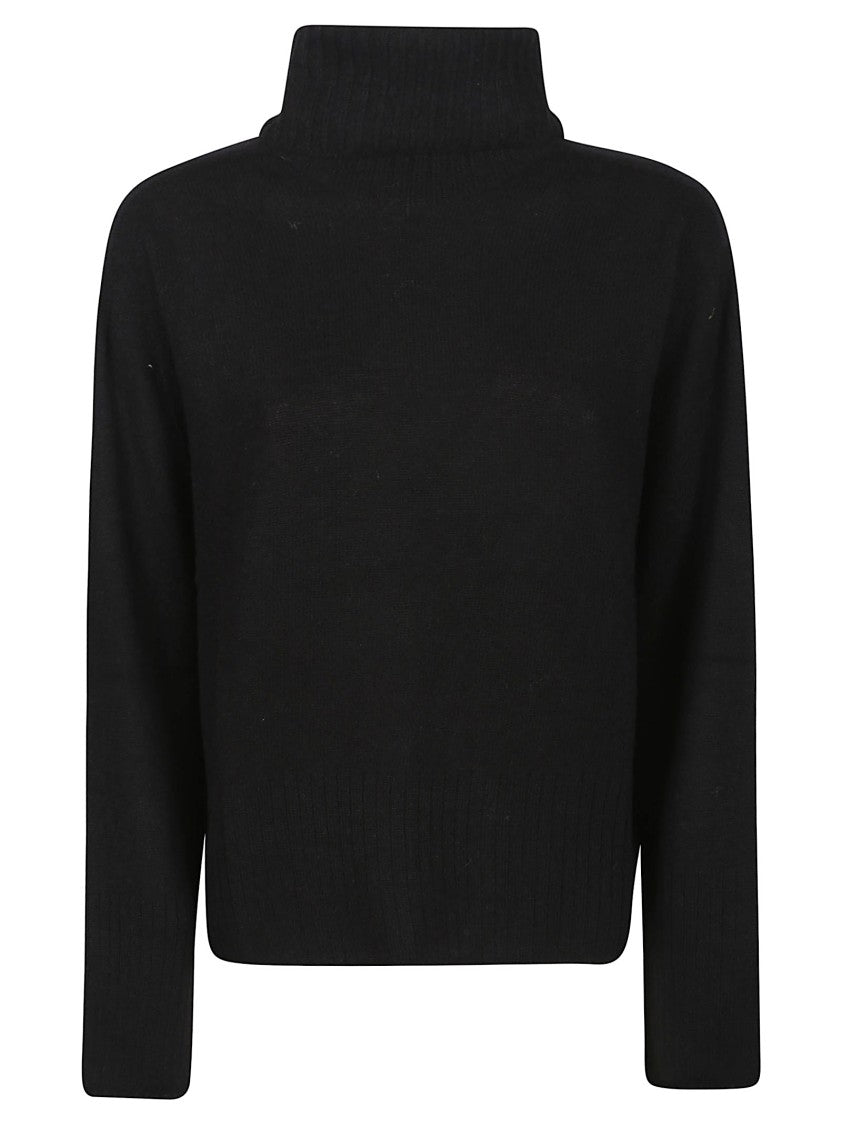 Aragona Cropped Black Cashmere Turtleneck Sweater