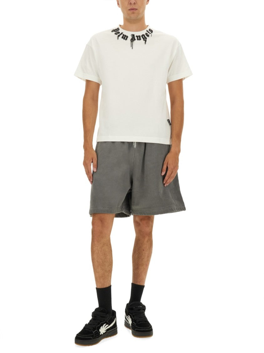 Palm Angels Boxy-Fit White T-Shirt With Gothic Logo Design