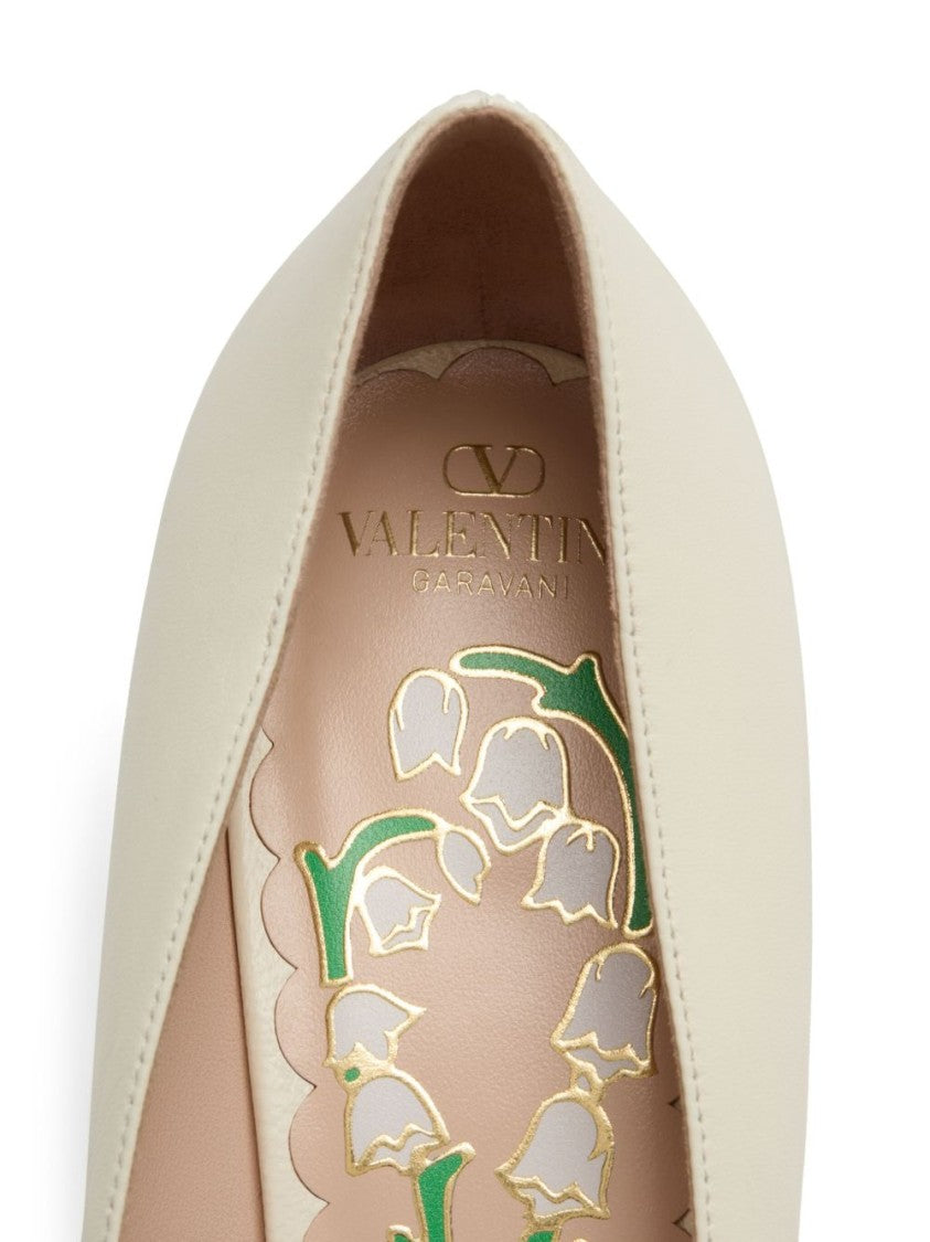 Valentino Garavani Bow Detail White Leather Pumps With Signature V Logo