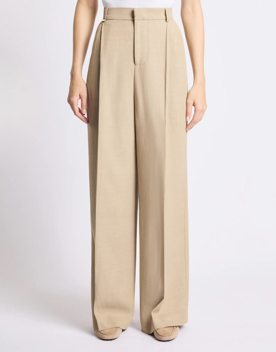 Fay Classic Two-Pinch Trousers With Straight Leg Design