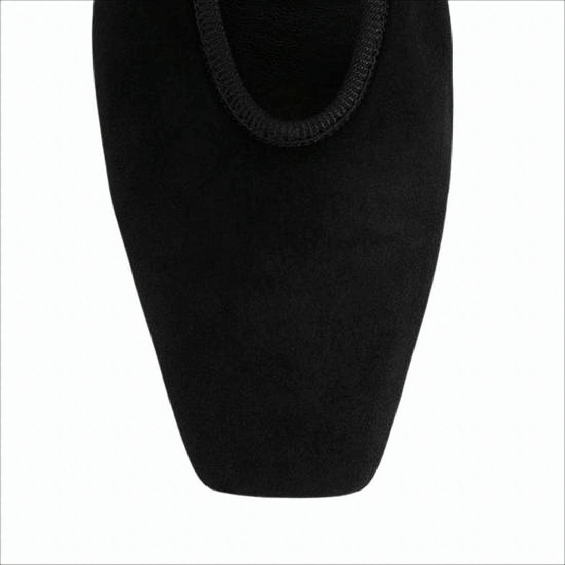 Totême Minimalist Black Leather Flat Shoes With Pointed Toe