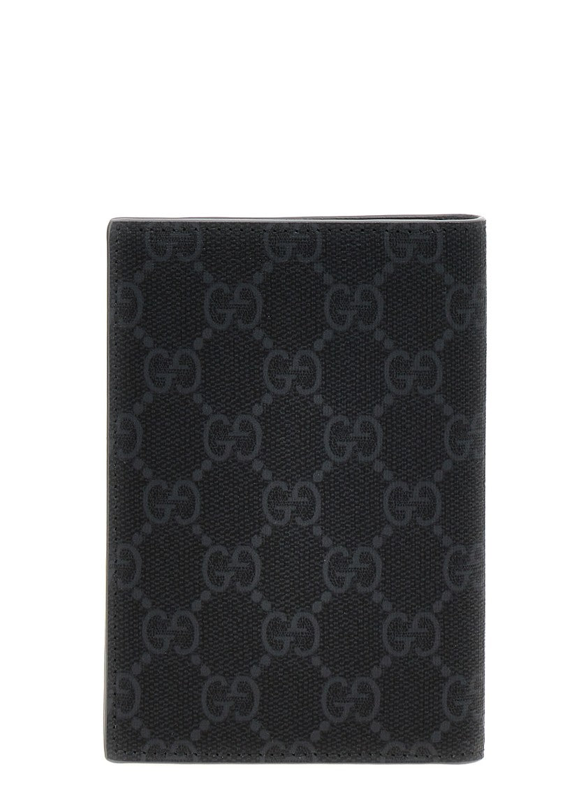 Gucci Gg Supreme Passport Holder With Leather Interior
