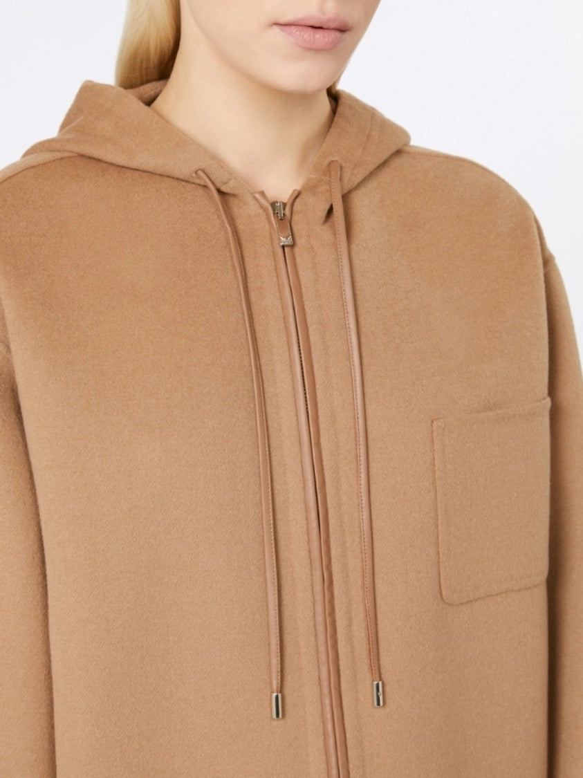 Max Mara Elegant Hooded Coat With Front Zipper