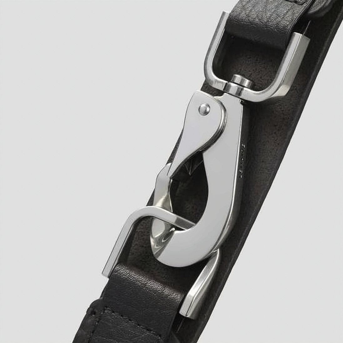 Lemaire Crescent-Shaped Leather Shoulder Bag With Adjustable Strap