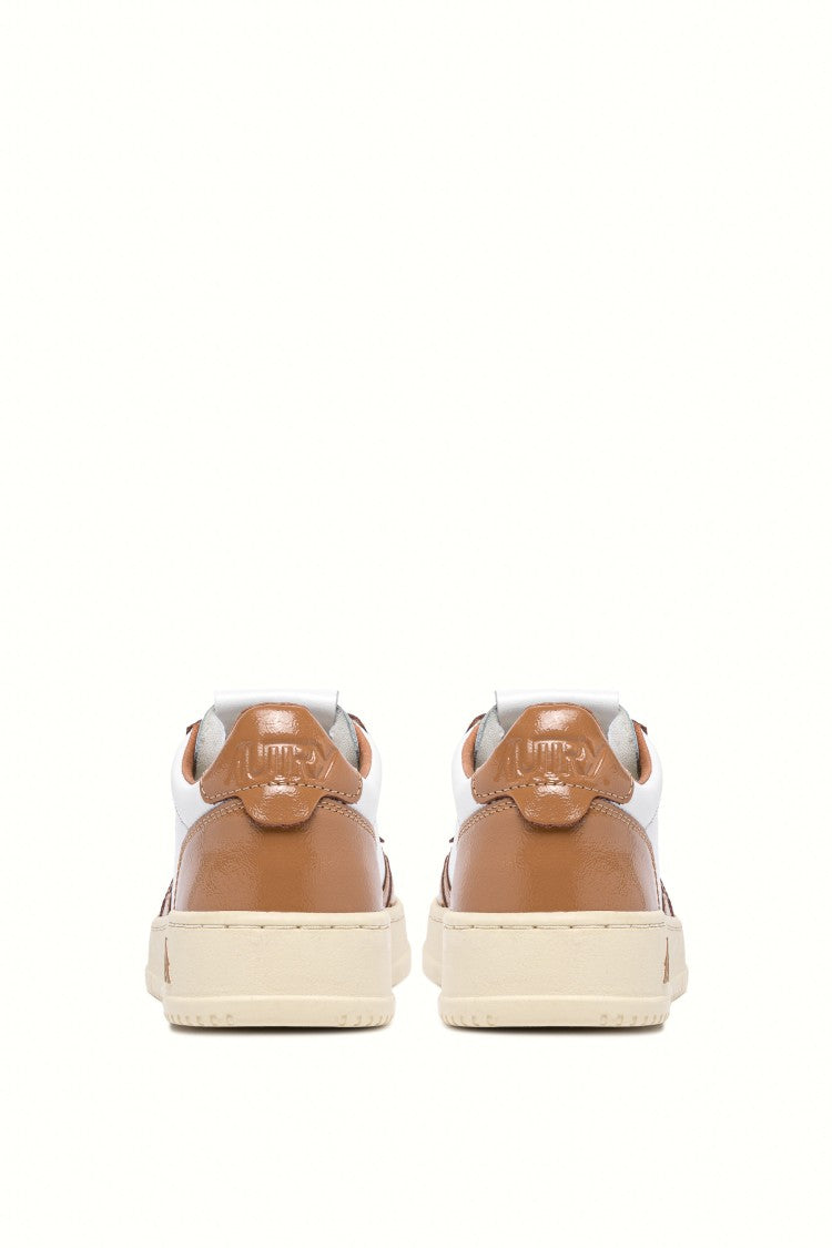 Autry Women’S Bimaterial Leather And Patent Sneakers