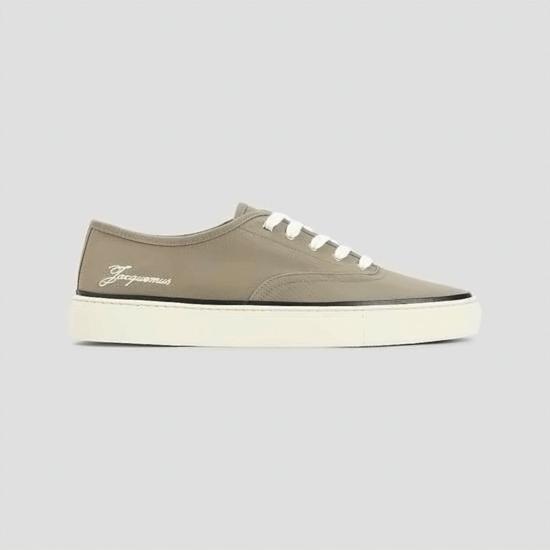 Jacquemus Minimalist Low-Top Sneakers With Embroidered Detail