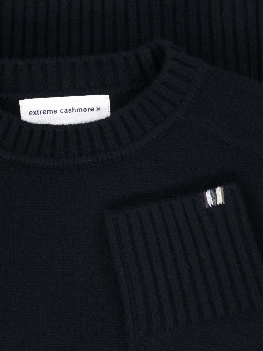 Extreme Cashmere Black Please Crewneck Cropped Cashmere Sweater
