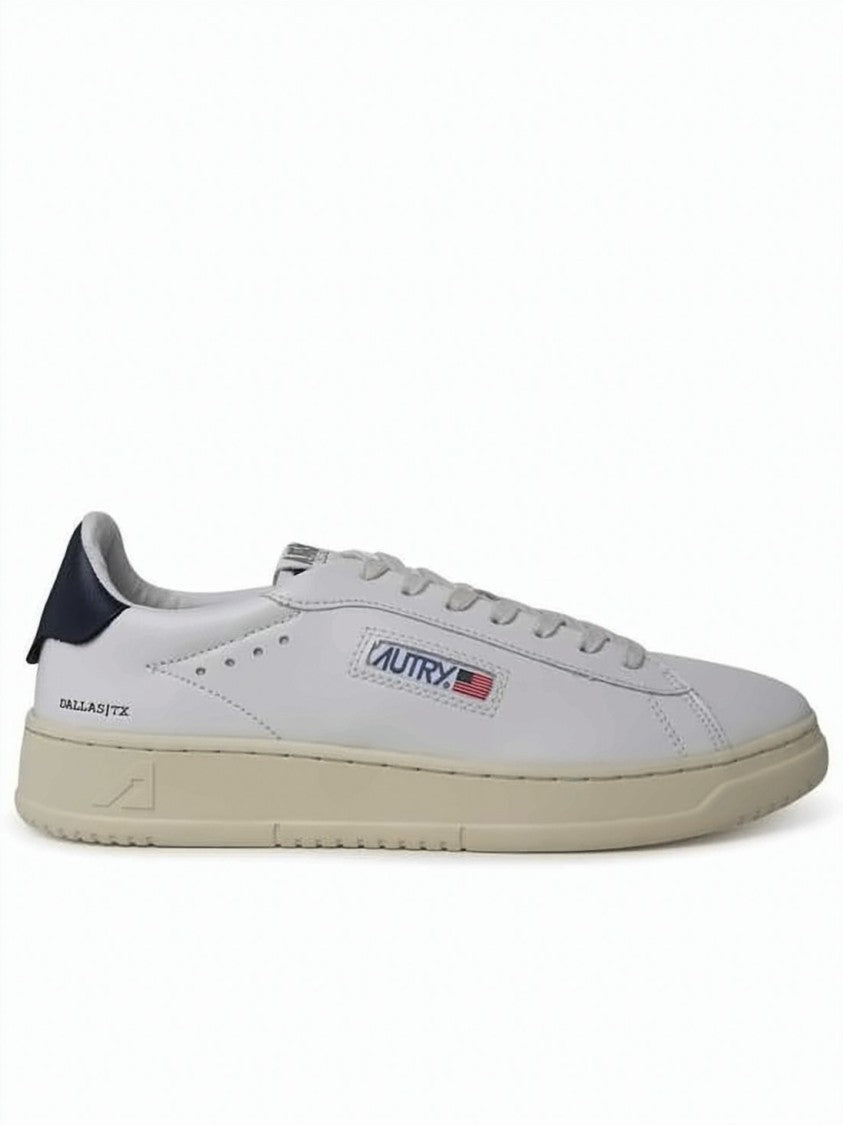 Autry Dallas Low Sneakers With Clean Aesthetic And Subtle Details