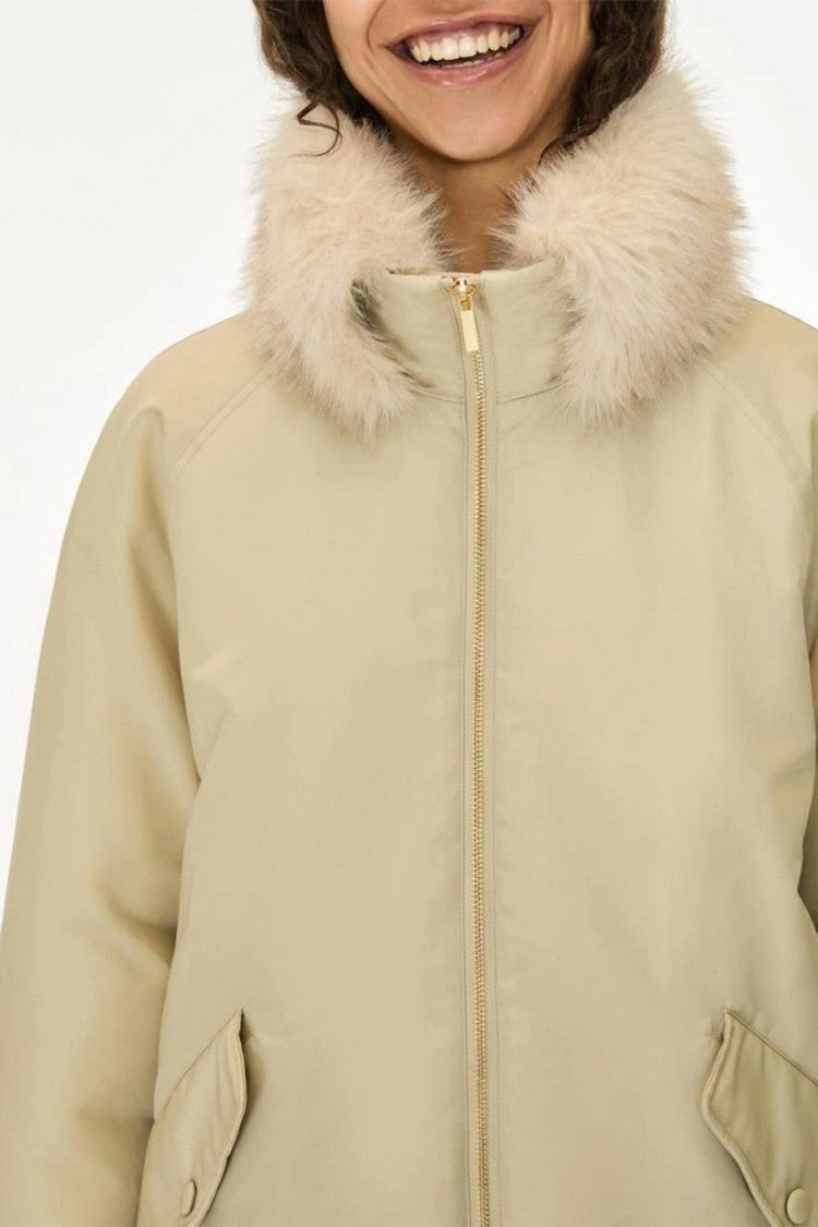 I Blues Cream Plush Collar Zip-Front Jacket