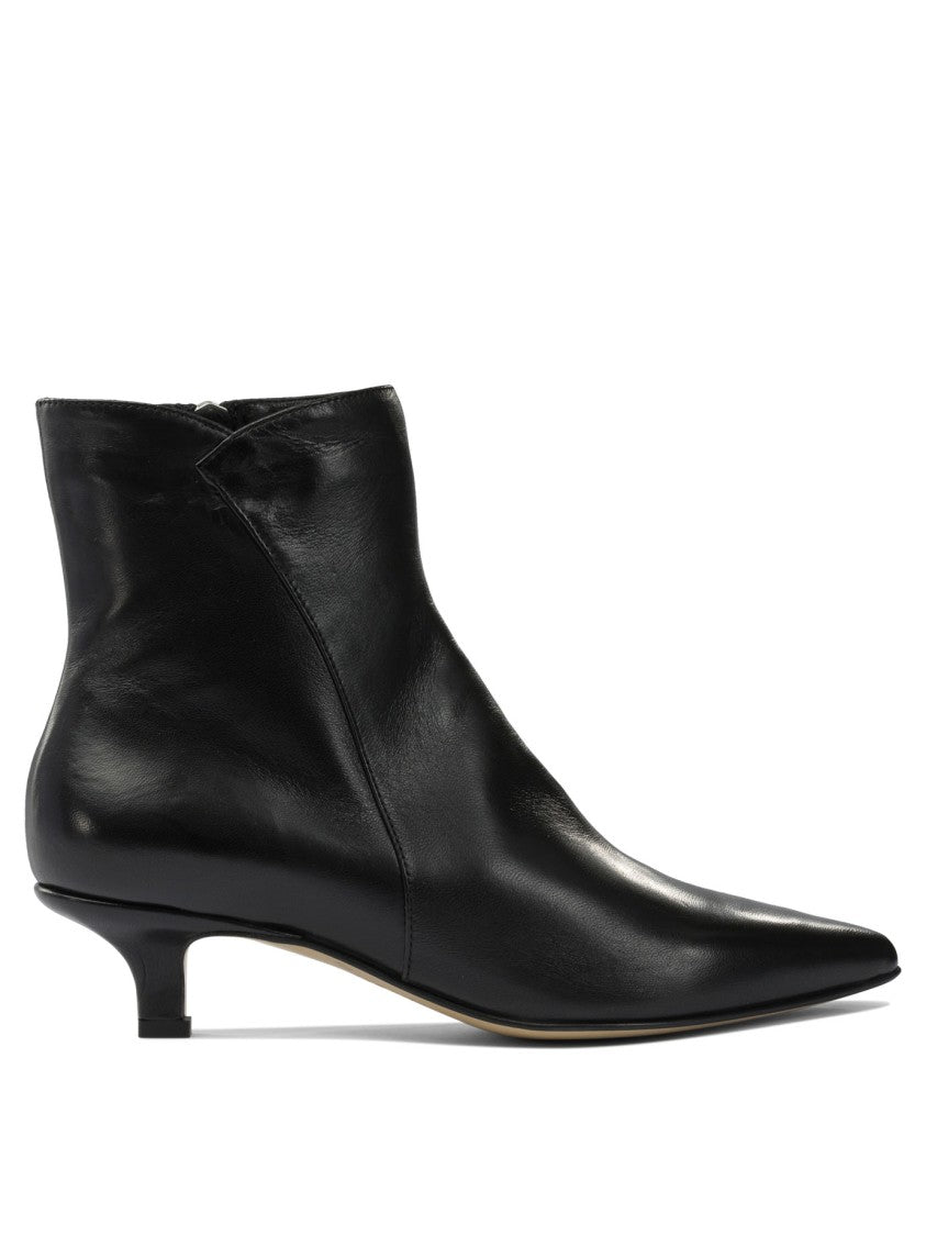 Pomme D'or Elegant Pointed-Toe Ankle Boots With Silhouette