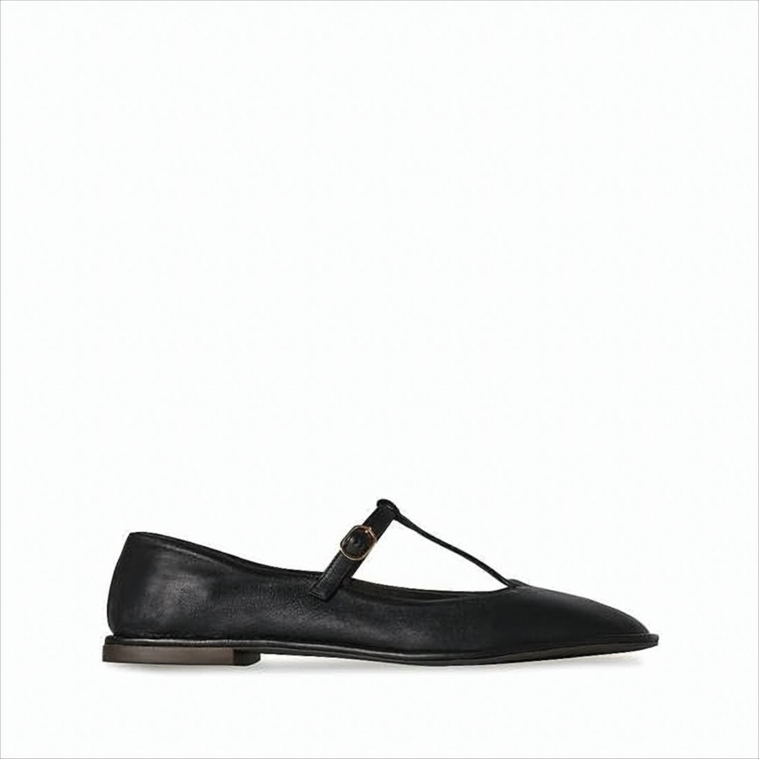 The Row Pointed T-Strap Flat Shoes In Smooth Lamb Leather