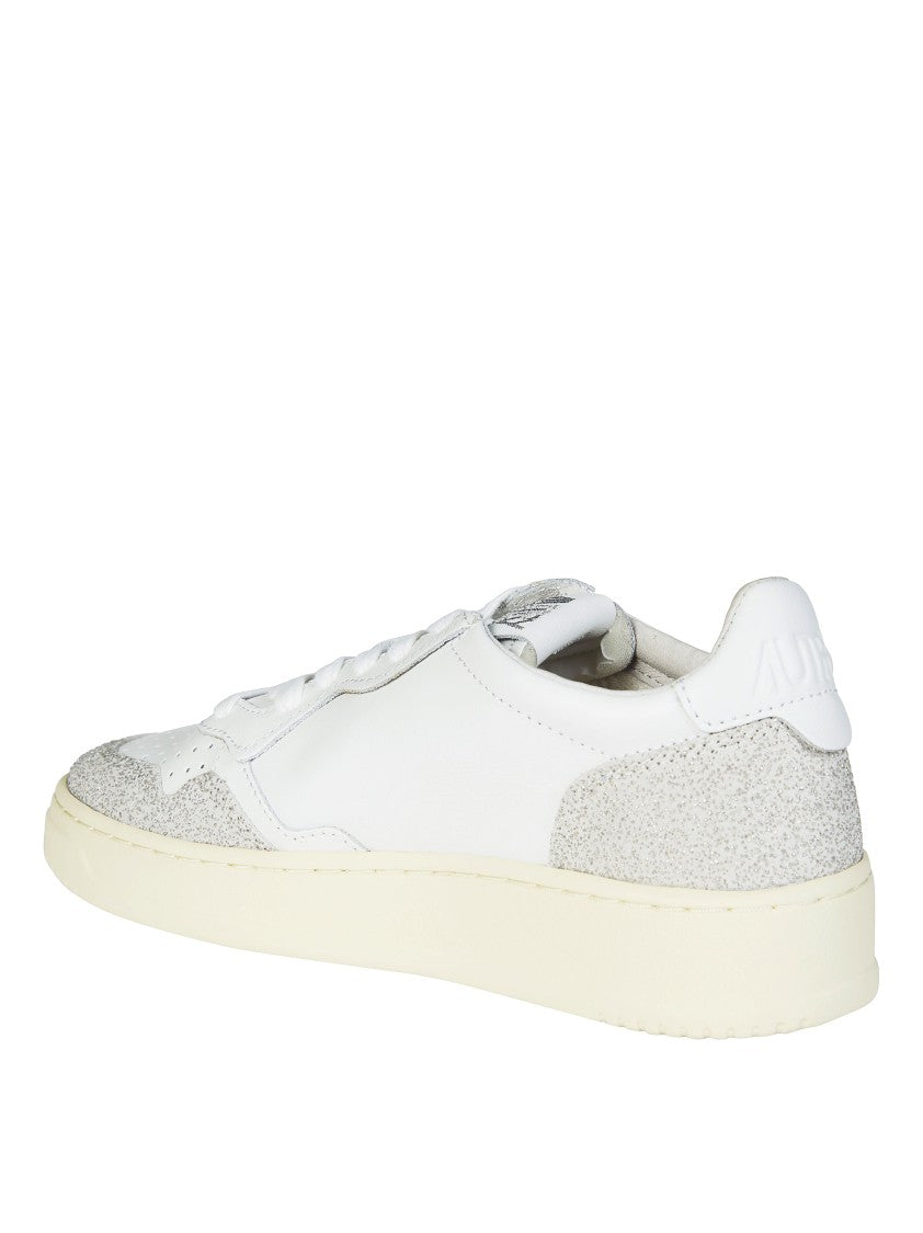 Autry White Medalist Low Pk01 Sneakers