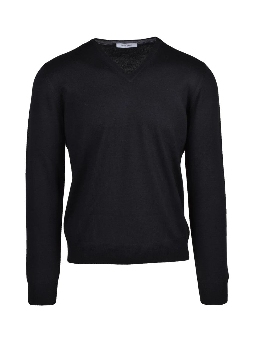 Gran Sasso V-Neck Sweater In Soft Virgin Wool With Ribbed Details