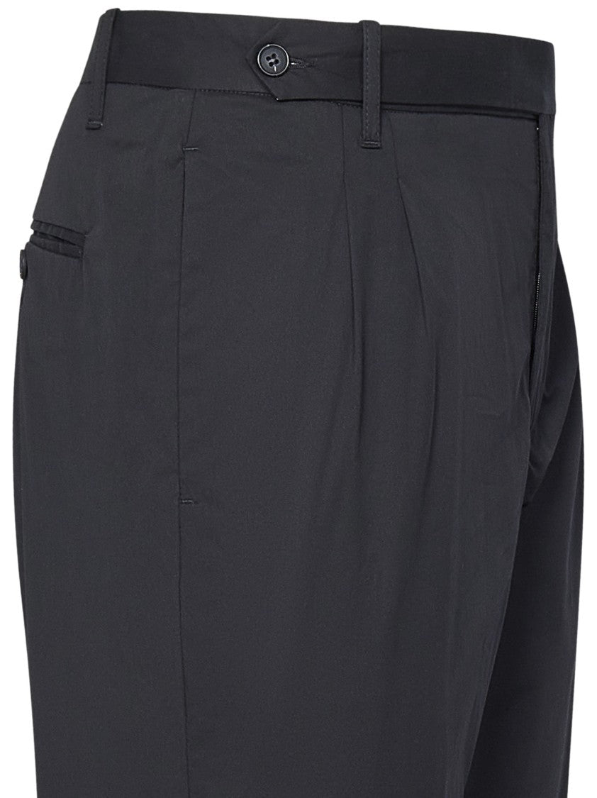 Franzese Collection Double-Pleat Black Trousers With Tailored Silhouette