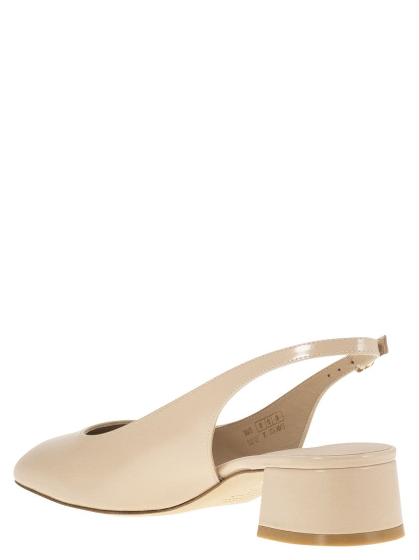 Stuart Weitzman Maeve - Lacquered Leather Slingback