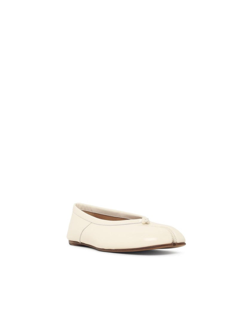 Maison Margiela White Leather Ballet Flats With Tabi Cut