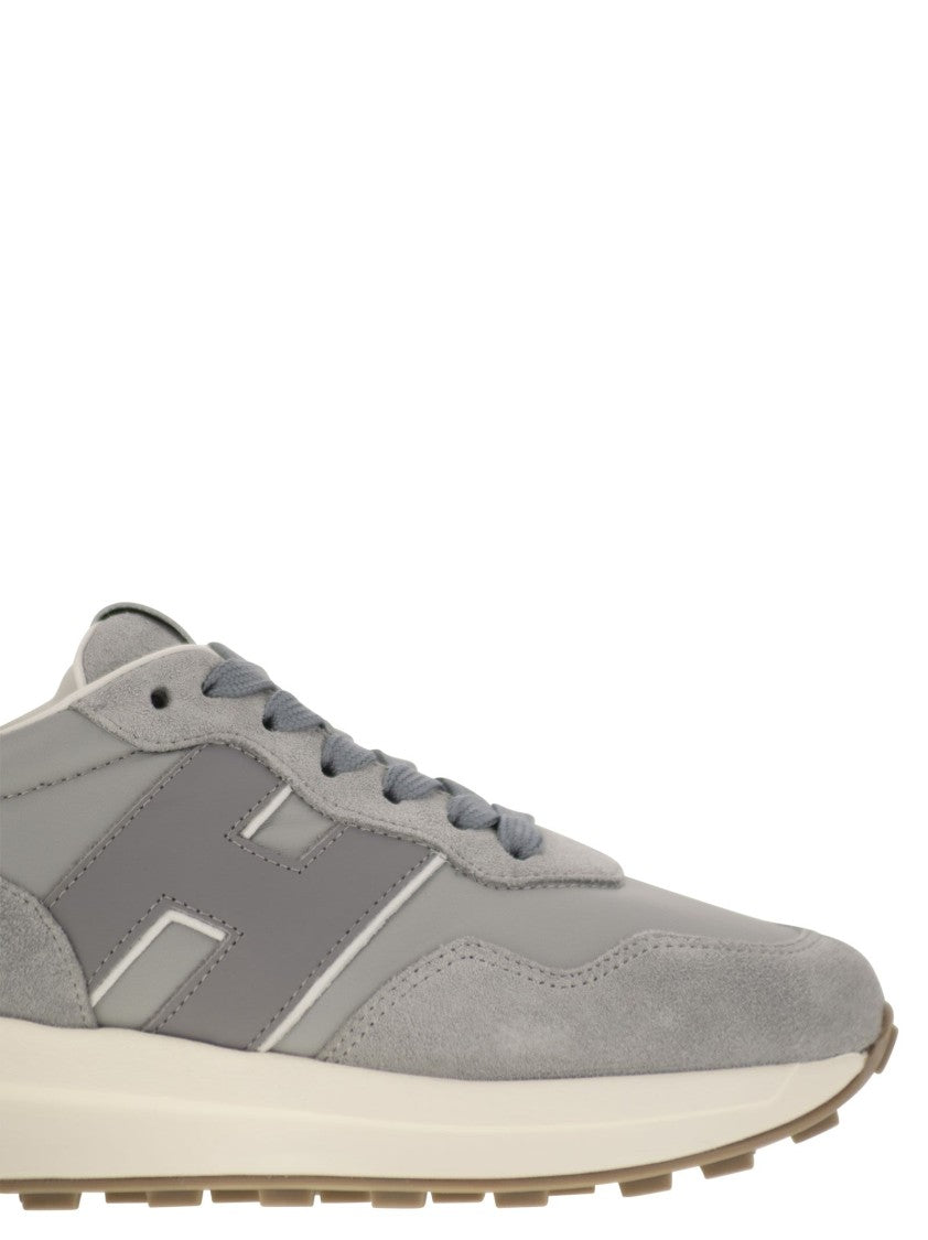 Hogan H641 Sneakers
