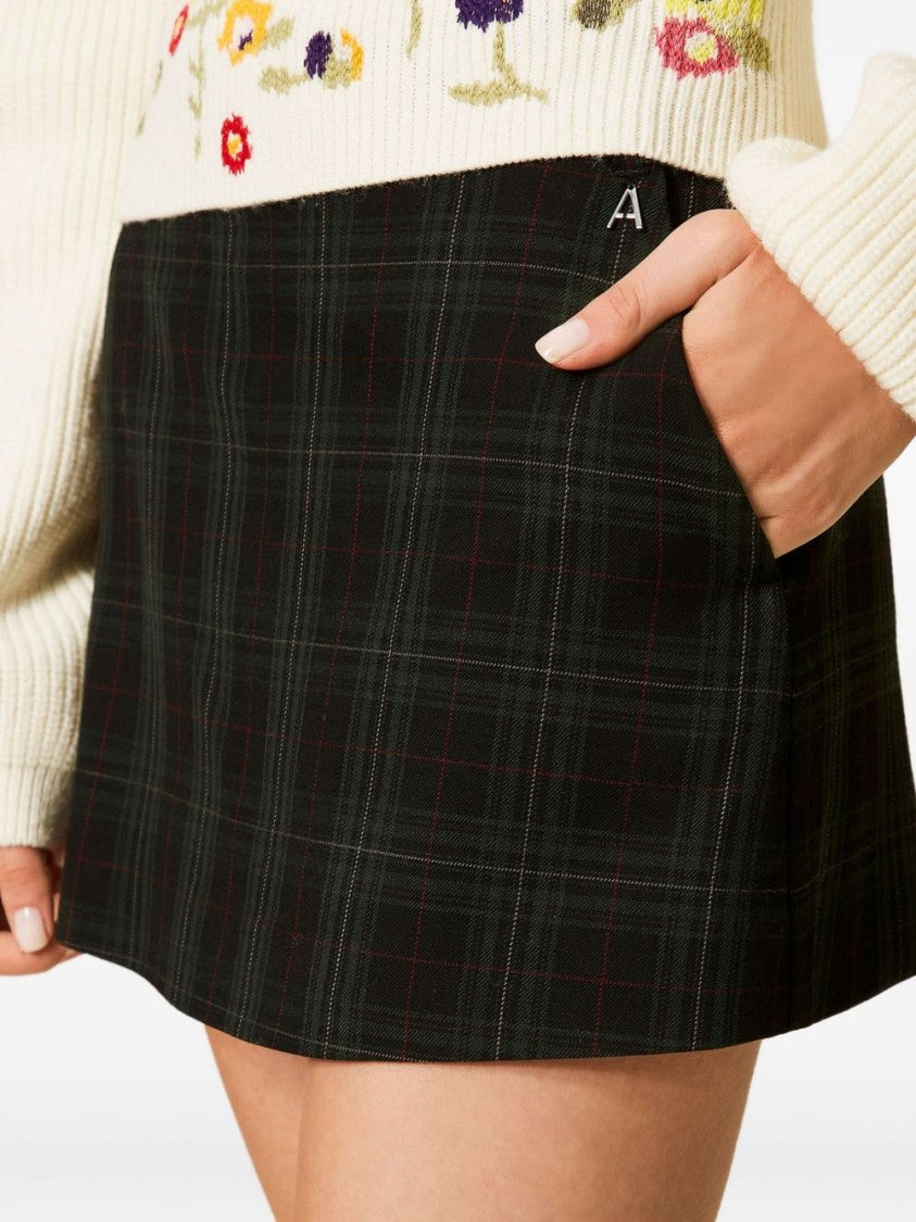 Twin-Set Classic Cut Lightweight Shorts For Styling