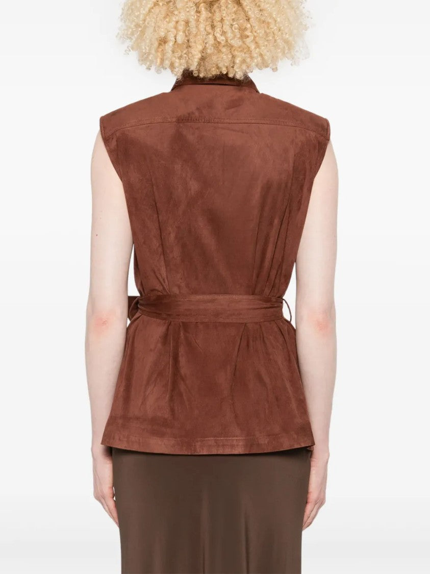 D. Exterior Tailored Sleeveless Minimalist Design Gilet