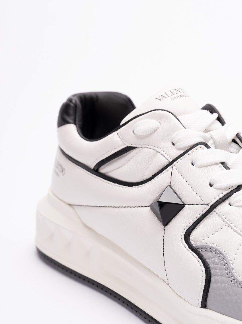 Valentino Garavani `One Stud` Sneakers