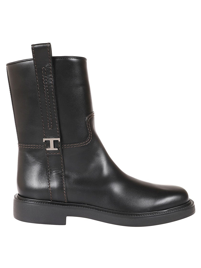Tod's Refined Black Leather Ankle Boots With Block Heel