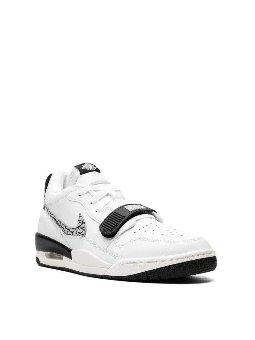 Nike Air Jordan Legacy 312 Low Sneakers