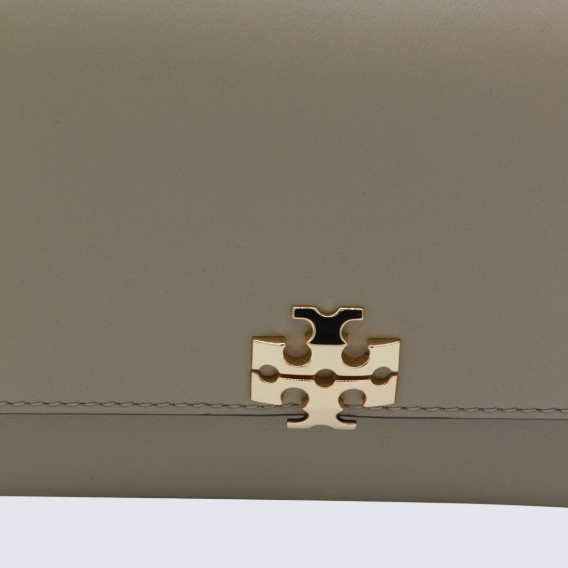 Tory Burch Rectangular Handbag With Matte Finish And Structured Silhouette