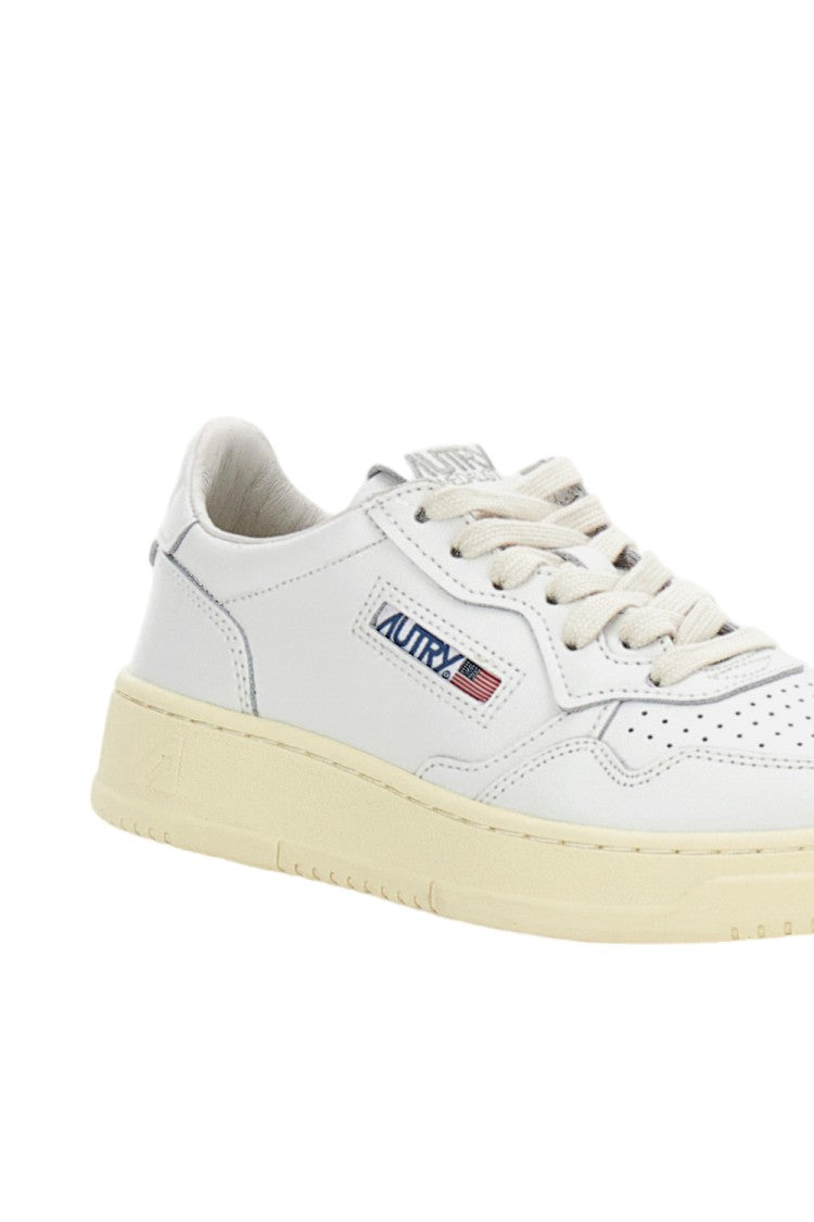 Autry White Medalist Low Leather Sneakers