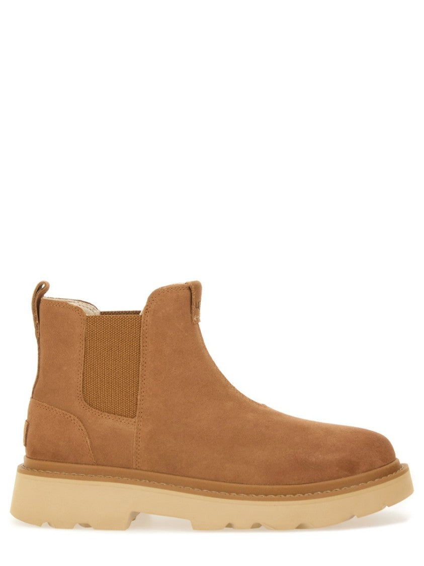 Ugg "Chelsea Lug" Boot