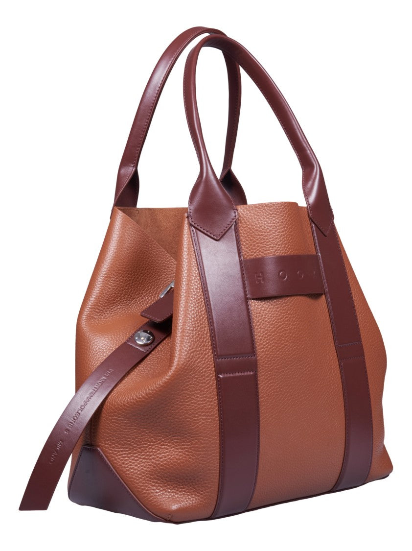 Hogan Script Shopping Media