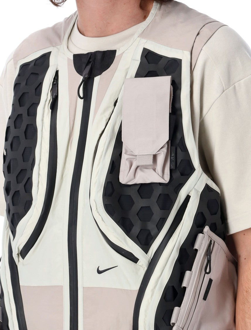Nike Ispa Mille Vest With Hexagonal Pattern