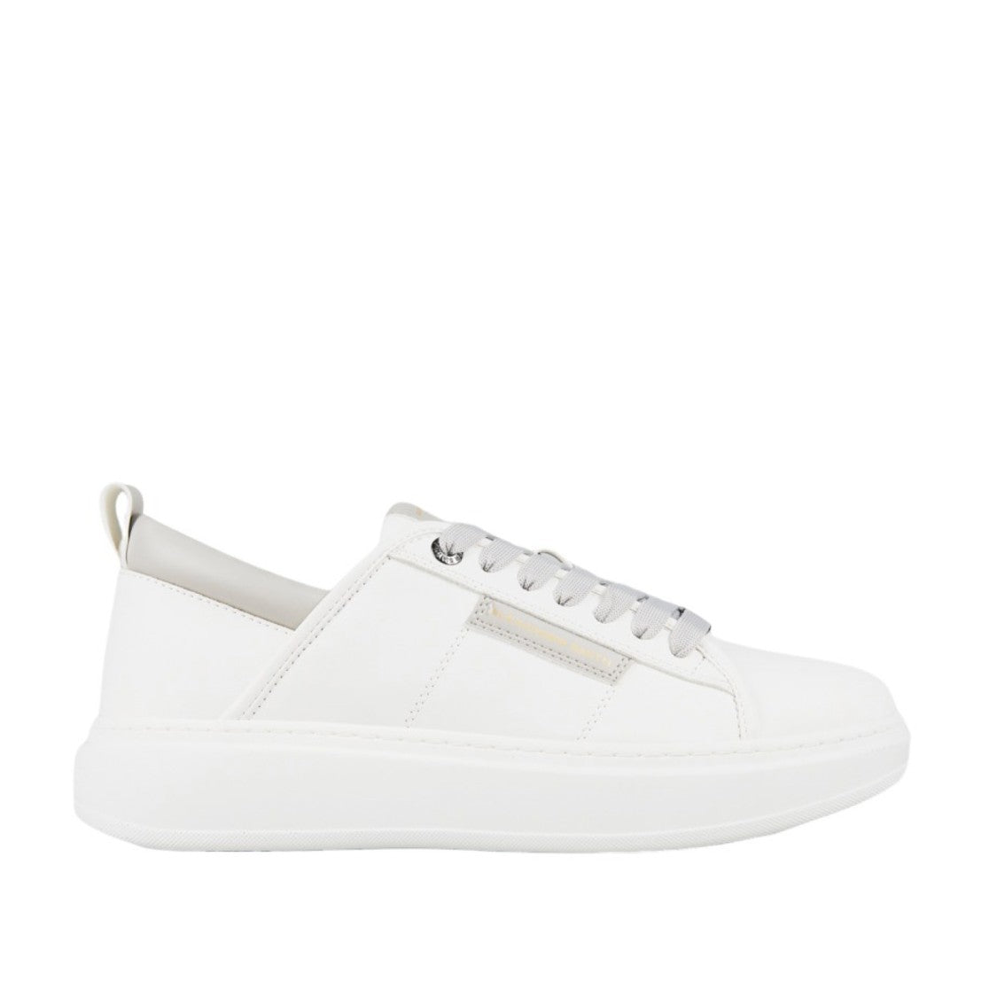 Alexander Smith Ecowembley Sneakers In White Vegetable Leather