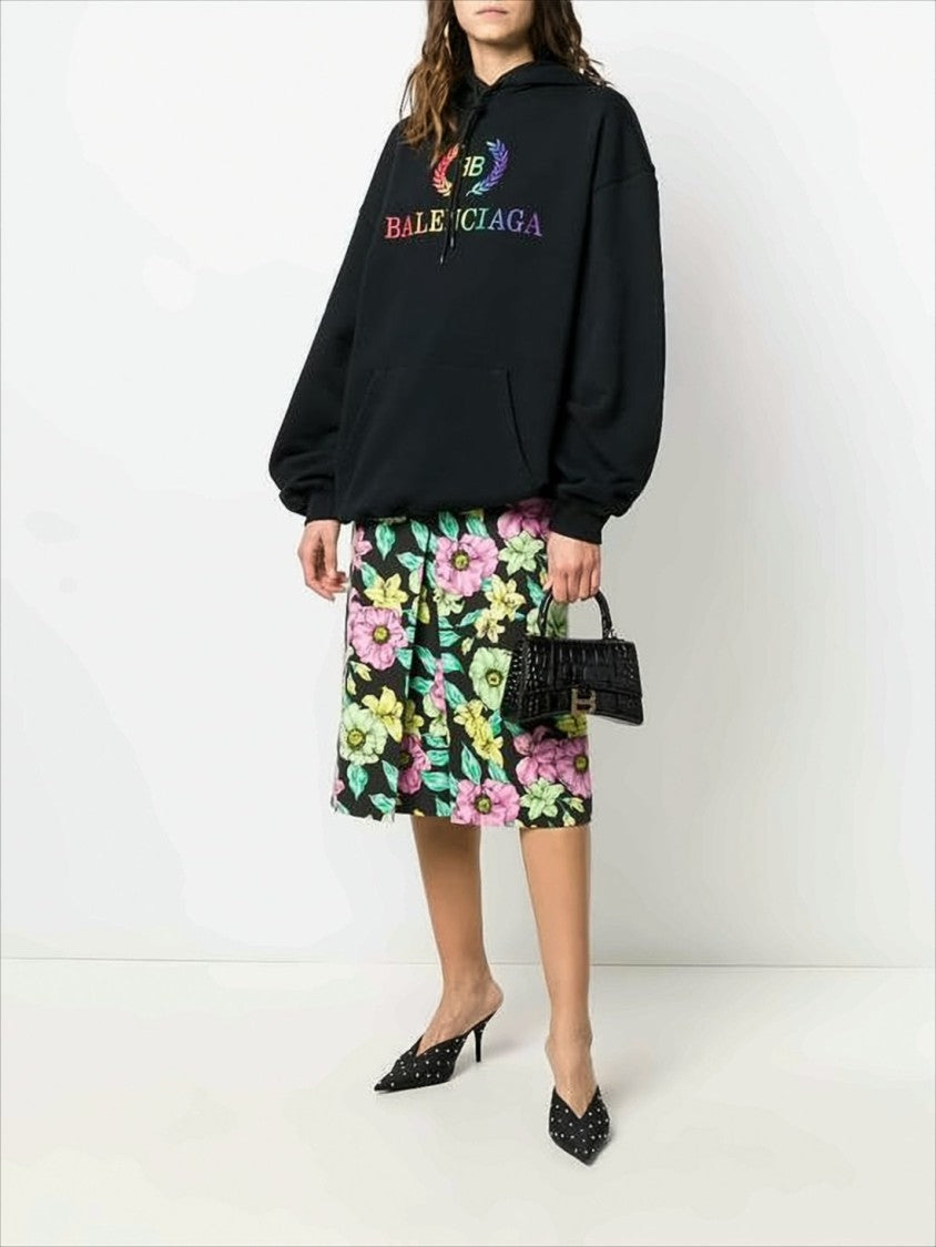 Balenciaga Glossy Black Crocodile-Embossed Shoulder Bag With Gold Logo Clasp