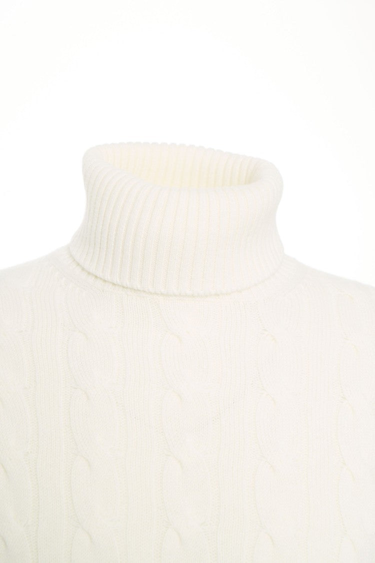 Kangra Turtleneck Sweater With Cable Knit Pattern