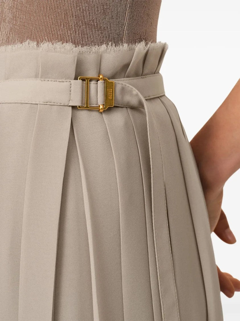 Ami High-Waisted Pleated Skirt With Frayed Edge