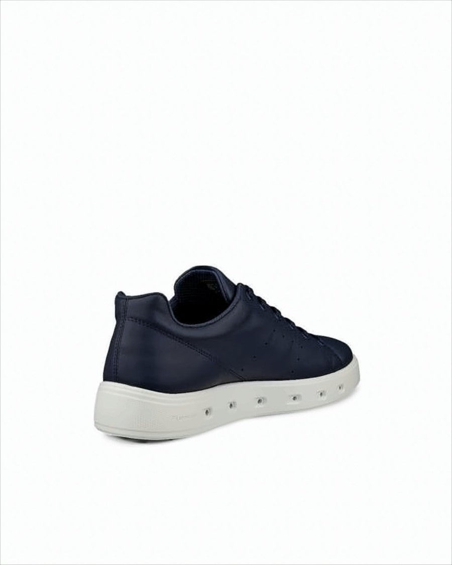 Ecco Low-Top Navy Leather Sneakers With Rubber Sole
